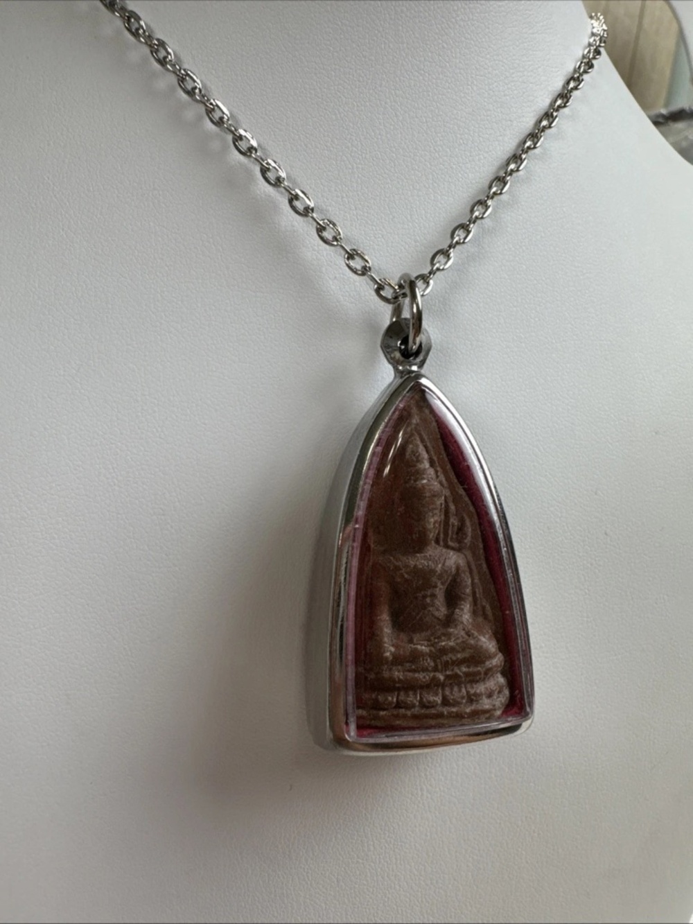 Vintage Thailand Buddha Amulet in Sealed Metal Case On Chain